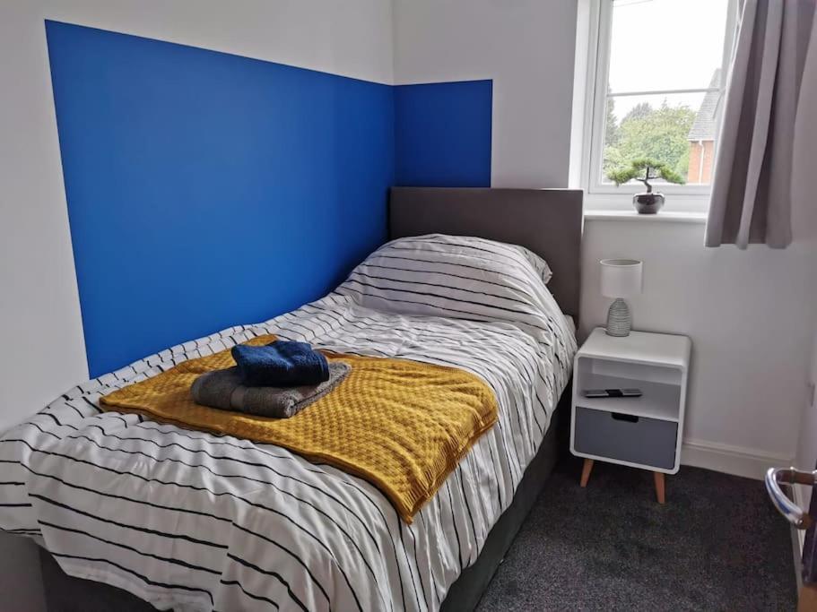 Modern Roomy 3 Bedroom Home 퍼쇼 외부 사진